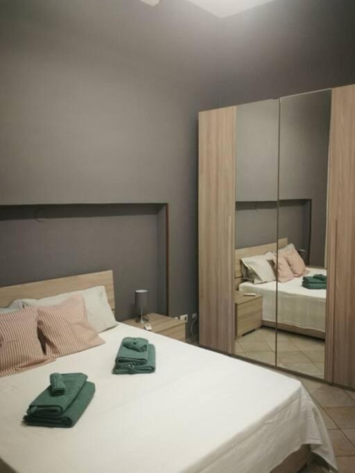 Europa 37 Apartment Месина Екстериор снимка